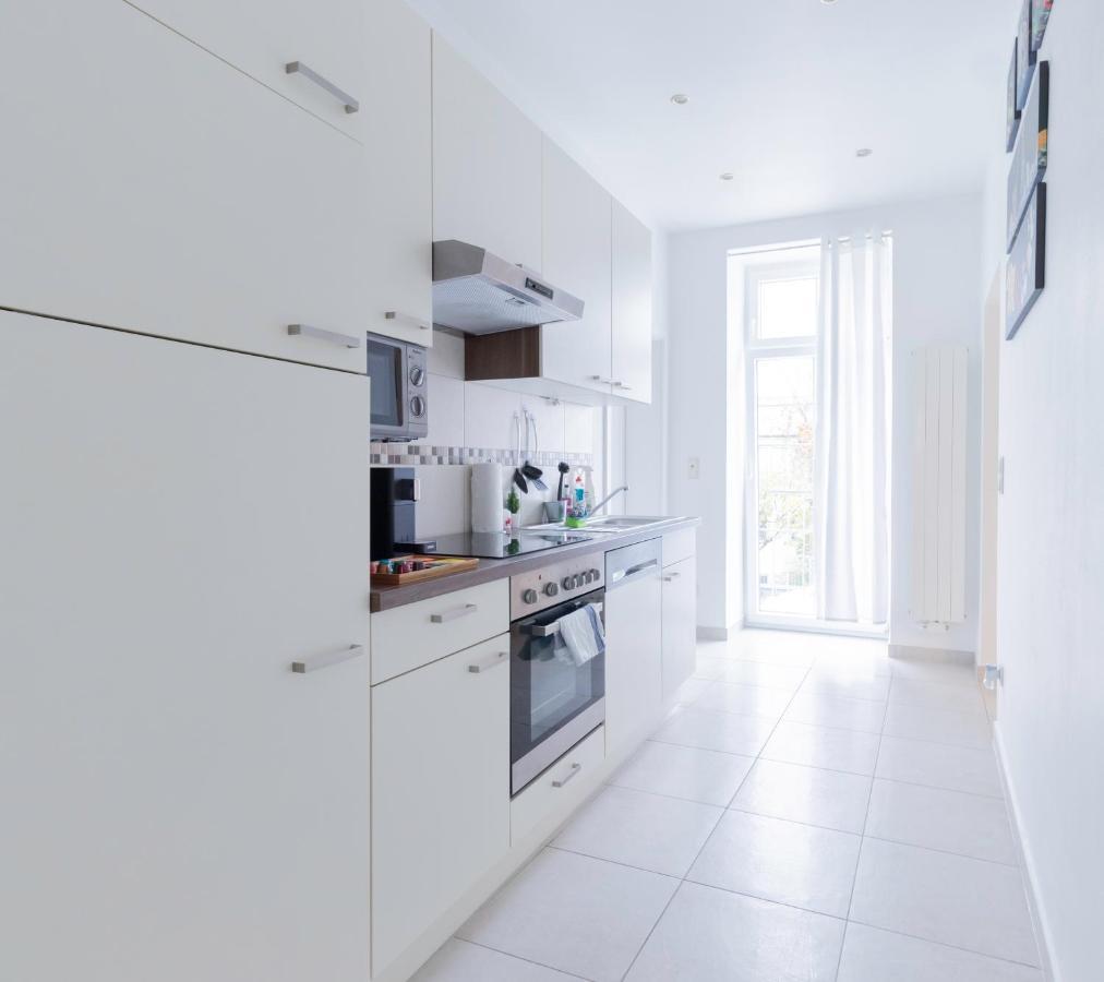 Comfortable, Specious With Inner Garden- Marzstrasse Apartamento